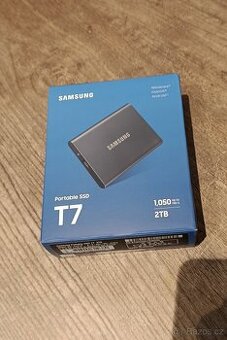 SSD externí Samsung T7 2TB (MU-PC2T0T/WW) šedý