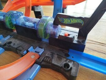 Hot wheels dráha