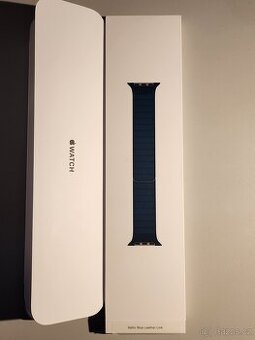Kožený řemínek Apple Watch Leather link tmavě modrý