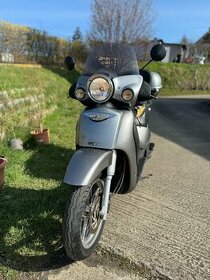 APRILIA SCARABEO 250. SUPER CENA