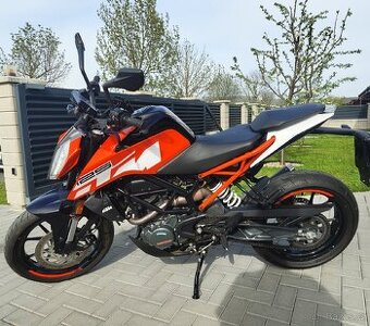 KTM Duke 125 2017 - Na papíry A1