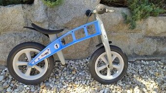 Odrážedlo First bike