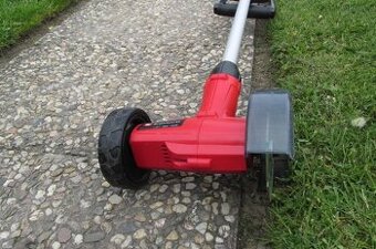 Einhell čistič spár a ořezávač trávníku /jak nové/