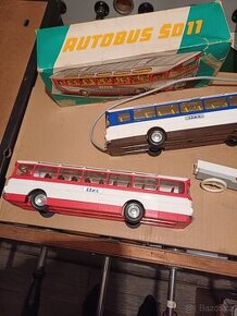 2x Autobus ITES