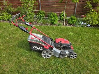 Sekačka VeGA 545 SXH 6v1, benzínová, pojezd