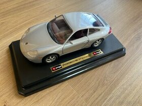 Bburago PORSCHE 911 Carrera 1997 stříbrný 1/24