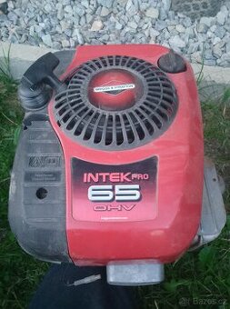 Motor Briggs a Stratton - 1