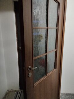Interiérové dveře 80  cm prave