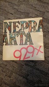 Kniha Neprakta 929x - 1