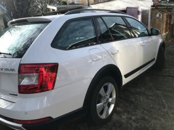 Octavia 3 Scout 2.00 TDi 135 kw 2013 dsg - 1