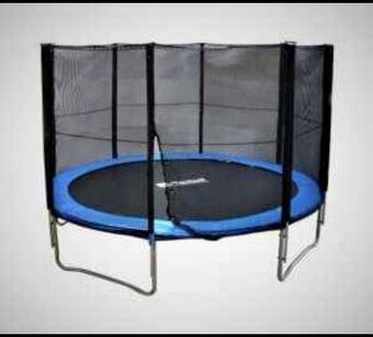 Zahradní trampolína