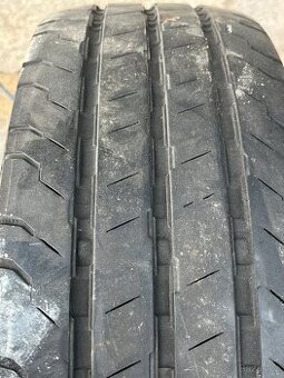 Pneu 215/70/15c Continental 1ks 5,5mm