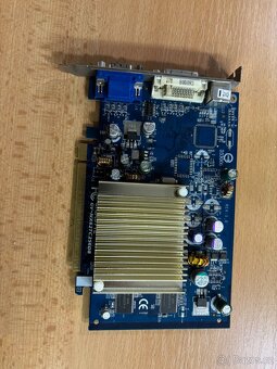 Grafická karta GigaByte GV-NX62TC256D8 NVIDIA GeForce 6200,