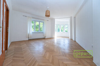 Prodej prostorného 2+kk s lodžií, U libeňského pivovaru, Pra