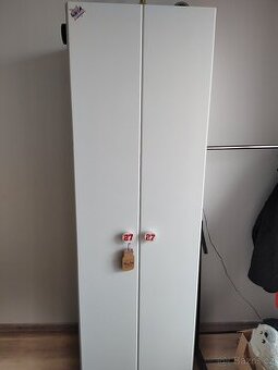 Skříň IKEA se šuplíkem
