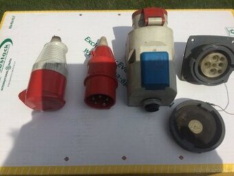 Zásuvka+zástrčka 380V