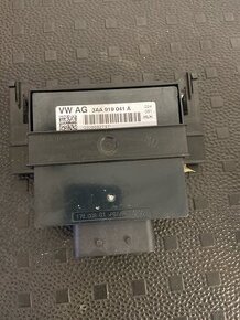ŘÍDÍCÍ JEDNOTKA STABILIZÁTORU NAPĚTÍ VW