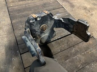 Predni wom PTO new holland t8 novy