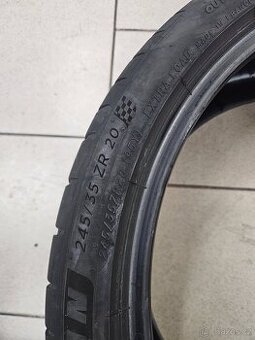 Letní pneu 245/35r20 MICHELIN