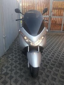 Suzuki Burgman 125