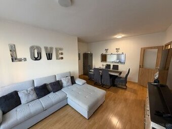 Prodej bytu 2+kk, 45,7 m2 + parkovací místo a sklep