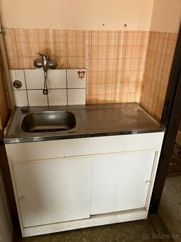 Mycí pult do kuchyně rezro