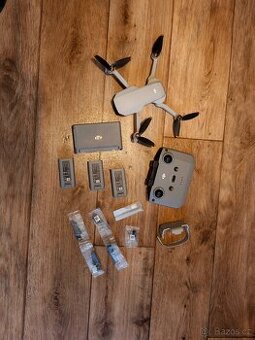 Dron dji mini 2 Fly More Combo