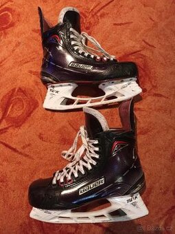 Hokejové brusle Bauer Vapor 1x, velikost 6,5 D, (spíše užší)