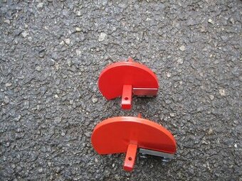 Vrtací hlava půdního vrtáku