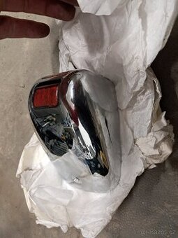 Kryt zadního světla velorex chrom