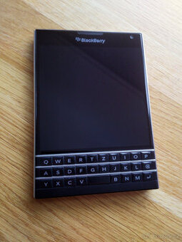 Blackberry passport Q30