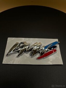 Samolepící znak na BMW