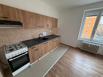 Byt 2+1+B, Tř. Budovatelů, blok 99