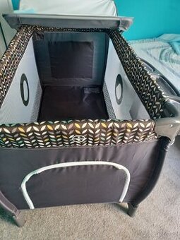 Dětská cestovní postýlka