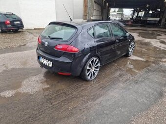 seat Leon 1.6 MPI 75KW 2005 Najeto 204tis, stk do 5/2