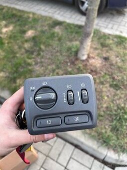 Spínač světel Volvo s60 2002