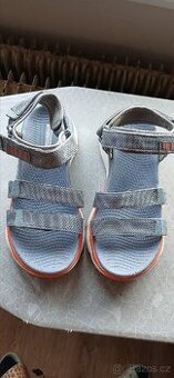 Sandále Skechers vel.36