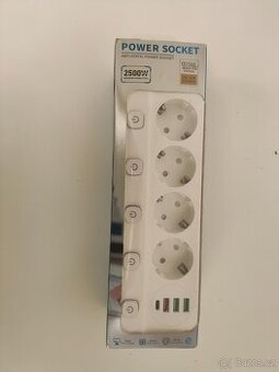#048 Predlžovačka 4 zásuvky + 4x USB s individuálnymi vypína