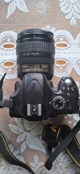 Prodám Nikon D5100 vybavený ZRCADLOVKA