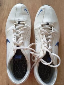 Sálové boty Nike vel. 43