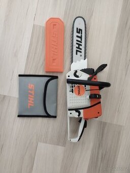 dětská motorová pila Stihl