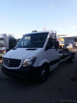 Mercedes Sprinter kontejner 516