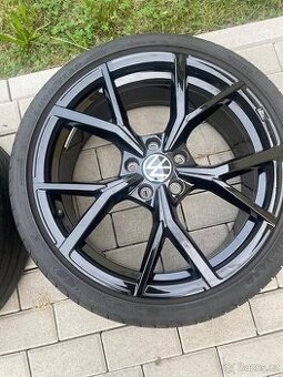 5x112 r19 vw