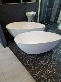 Designová vana z litého mramoru