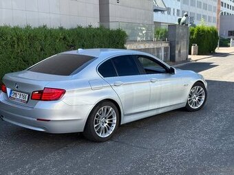 BMW F10