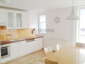 Pronájem zařízeného RD 5+kk/T/B, 180 m2, Praha 6 - Řepy, ul