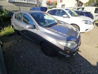 Prodej Renault Mégane, 1.6i, 74 kW, 2010 na náhradní díly