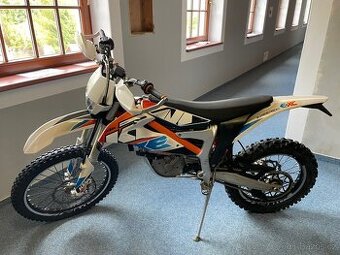 KTM FREERIDE E-XC typ 700, 2016