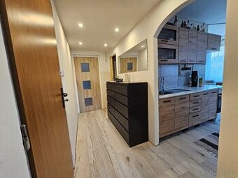 Pronajmu byt 3+1 v Kalovicích, Úštěk, okres Litoměřice