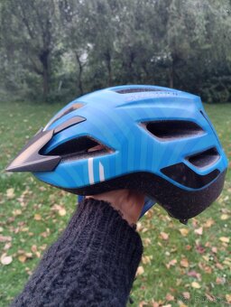 Dětská helma Specialized 50-55 cm